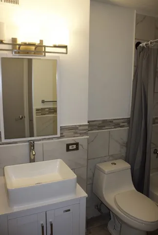 $115,000 | 6700 South South Shore Drive, Unit 21E, Chicago, IL 60649