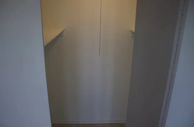 $115,000 | 6700 South South Shore Drive, Unit 21E, Chicago, IL 60649