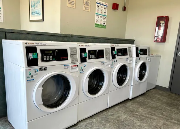 $115,000 | 6700 South South Shore Drive, Unit 21E, Chicago, IL 60649