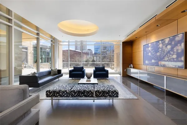 $685,000 | 200 Exchange Street, Unit 812, Providence, RI 02903