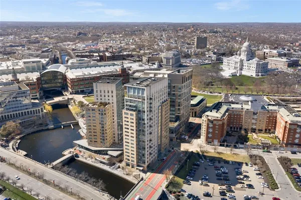 $685,000 | 200 Exchange Street, Unit 812, Providence, RI 02903