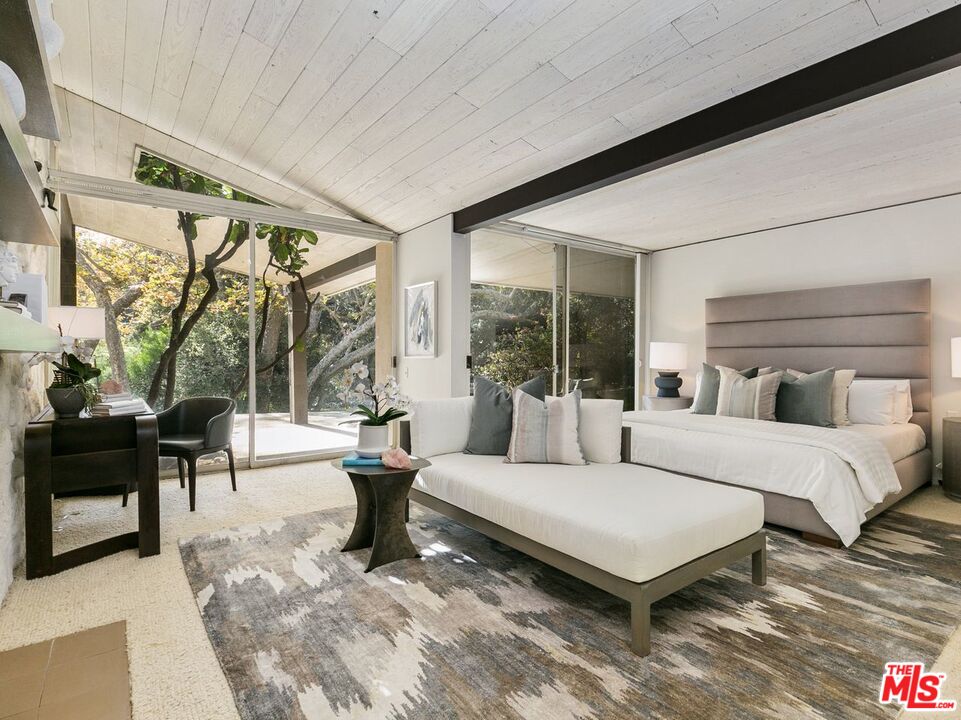 1100 Rivas Canyon Road Pacific Palisades, CA 90272 - Photo 20 of 54