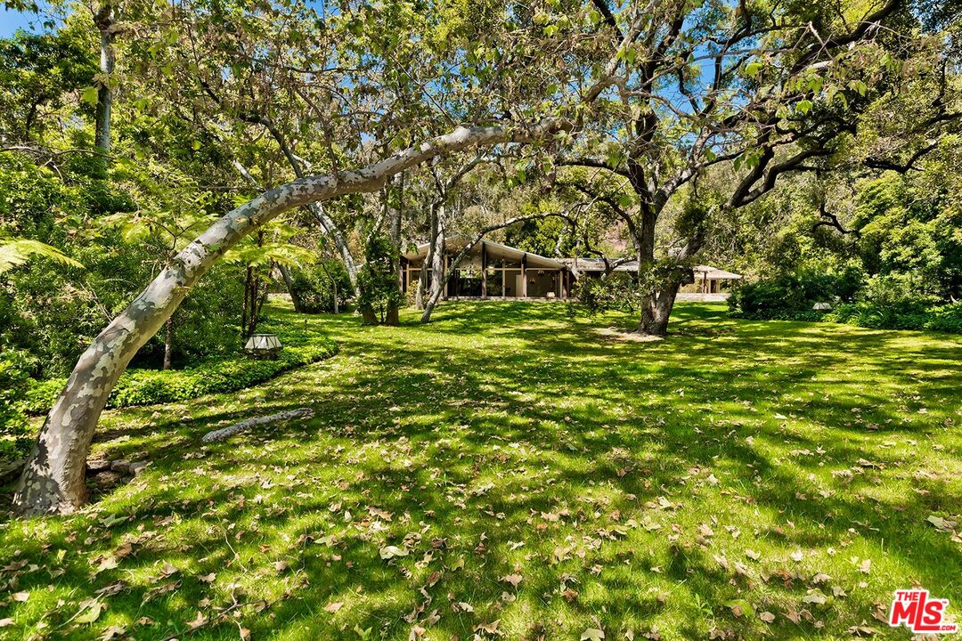 1100 Rivas Canyon Road Pacific Palisades, CA 90272 - Photo 50 of 54