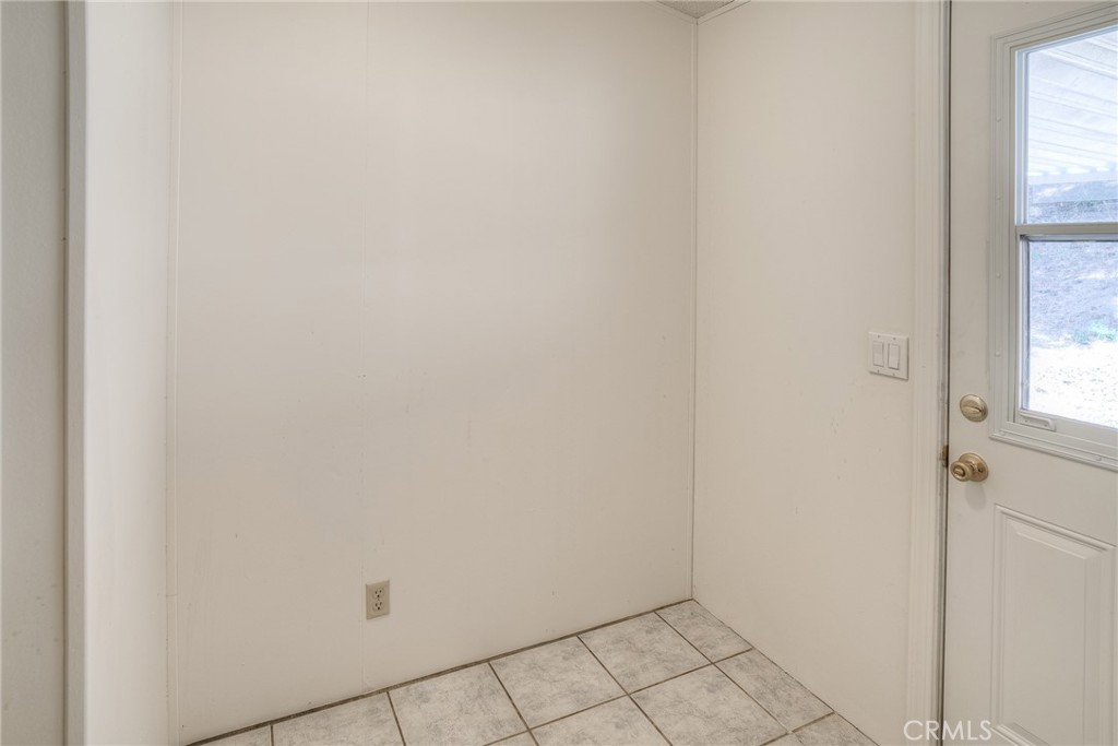 3635 Charqui Court Oroville, CA 95965 - Photo 35 of 75 a view of an empty room