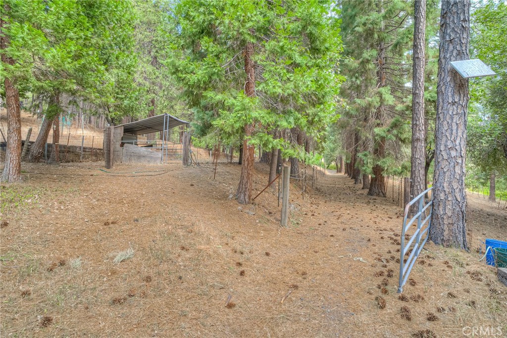 3635 Charqui Court Oroville, CA 95965 - Photo 49 of 75 a view of a out door space area