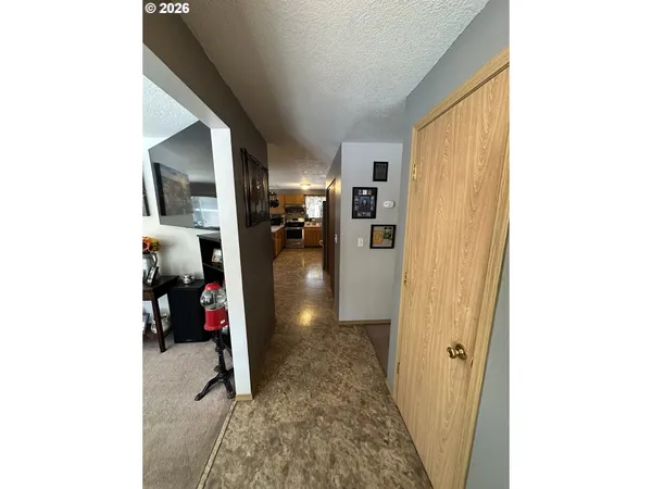 $449,900 | 123977 Surveyor Road, Crescent Lake, OR 97733