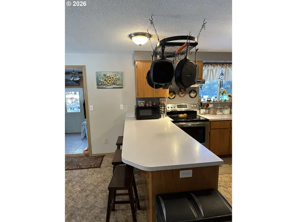 $449,900 | 123977 Surveyor Road, Crescent Lake, OR 97733