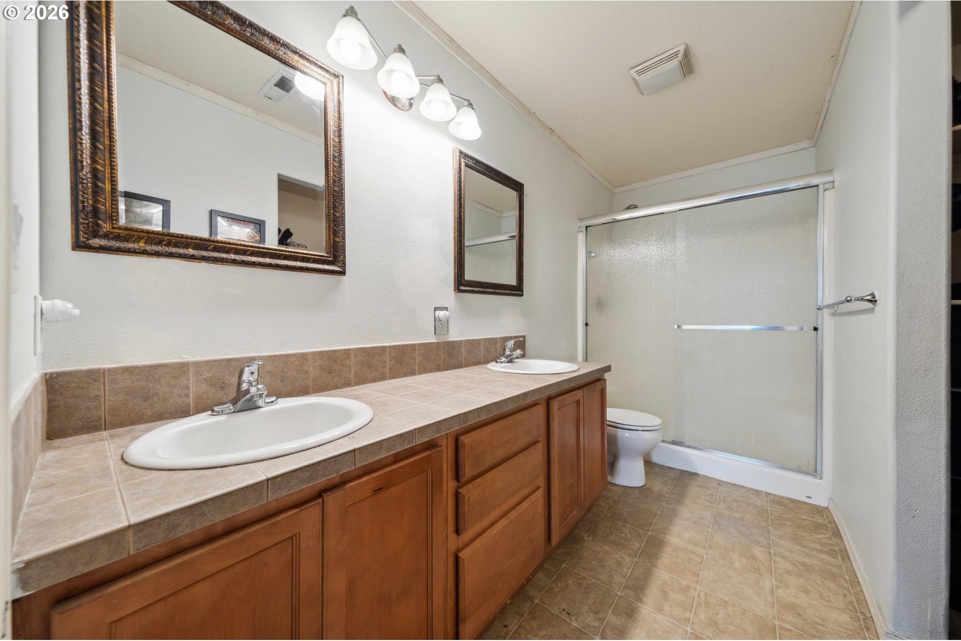 18557 Southwest Ping Court Beaverton, OR 97003 - Photo 20 of 29 Gallery Image 20