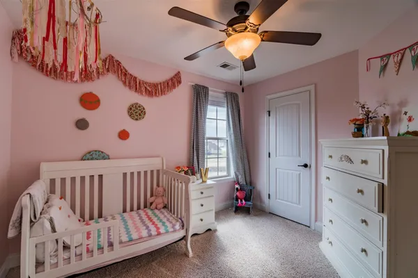 $2,000 | 806 Carousel Court, Clarksville, TN 37043