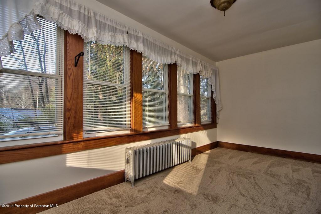 127 Old Mill Road Dalton, PA 18414 - Photo 7 of 40 Gallery Image 7