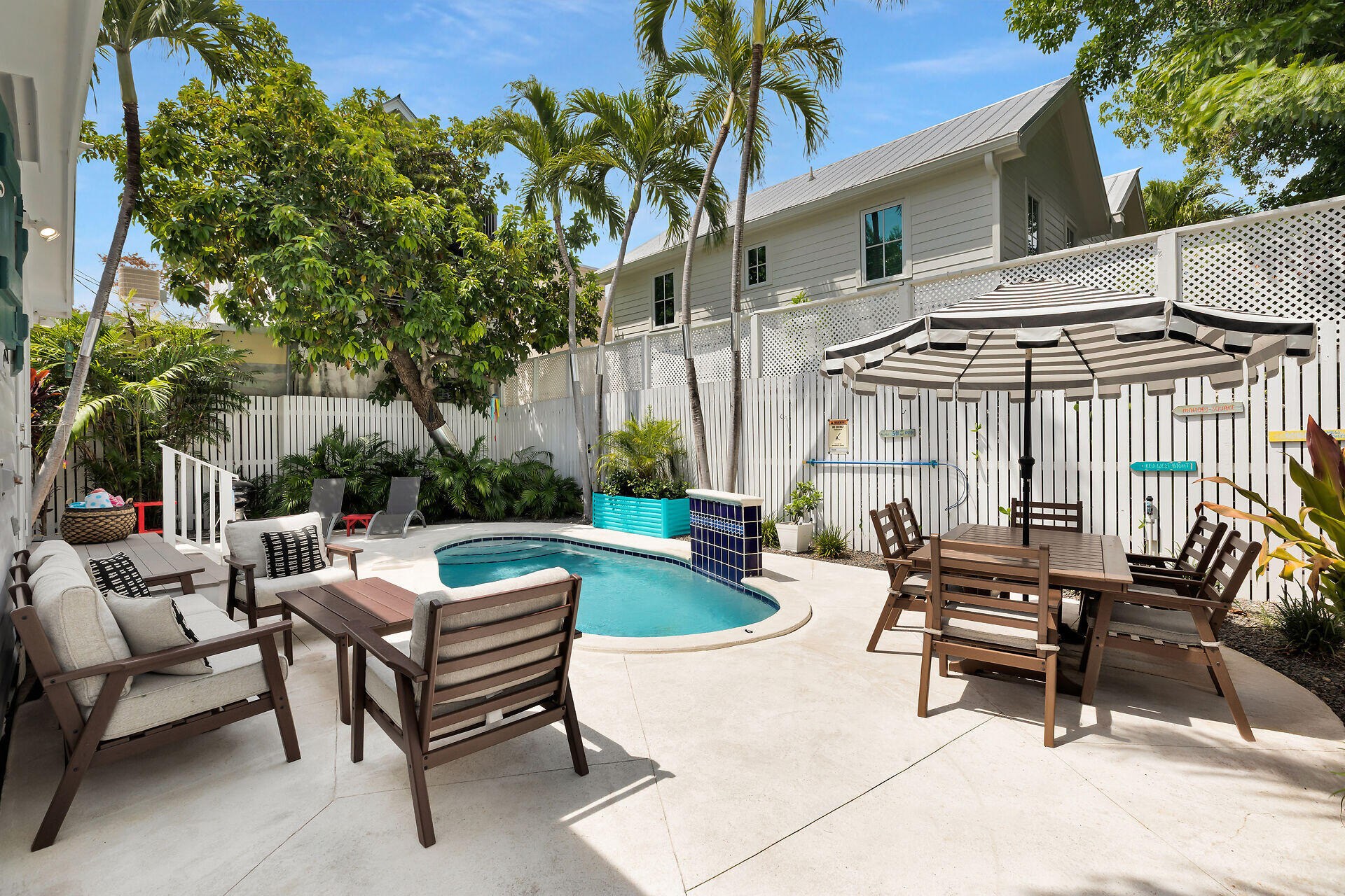 1005 Watson Street, Unit 1 Key West, FL 33040 - Photo 29 of 34 backyard