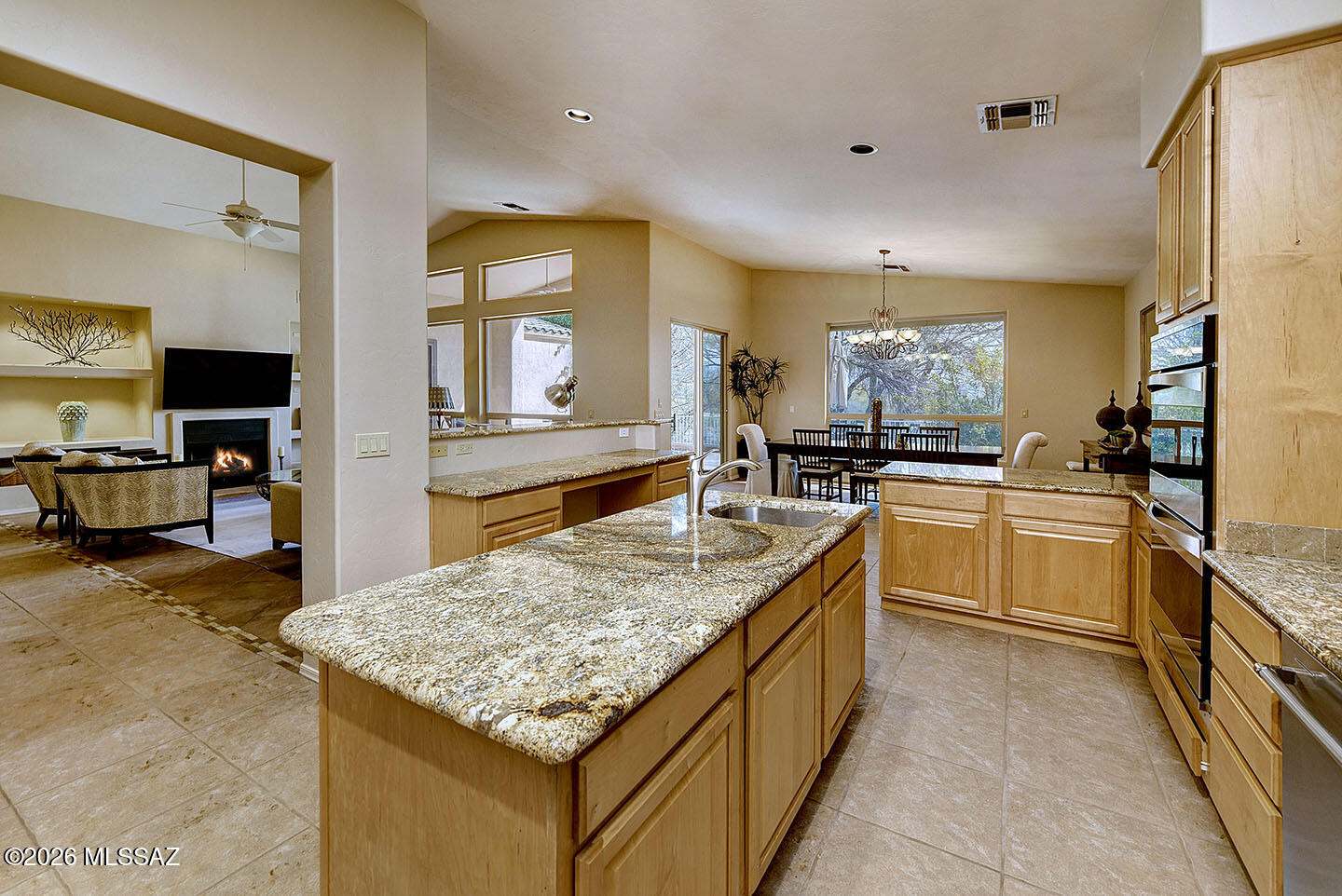 5286 Spring View Drive Tucson, AZ 85749 - Photo 10 of 42 Gallery Image 10