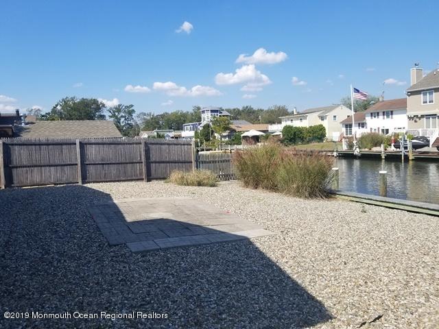 20 Esplanade Brick, NJ 08723 - Photo 25 of 26 351-630294 yard 1