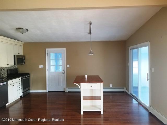 20 Esplanade Brick, NJ 08723 - Photo 6 of 26 351-630294 kitchen 2
