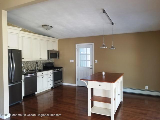 20 Esplanade Brick, NJ 08723 - Photo 8 of 26 351-630294 kitchen 6