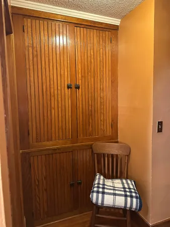 $135,000 | 203 Monroe Street, Hanover, IL 61041