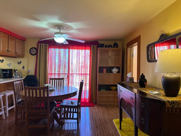 $135,000 | 203 Monroe Street, Hanover, IL 61041