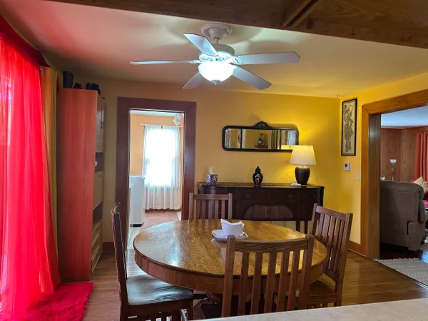 $135,000 | 203 Monroe Street, Hanover, IL 61041