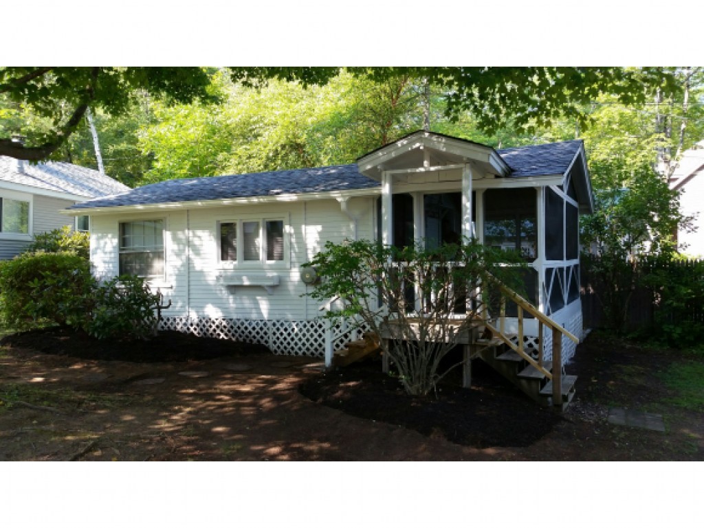261 Dockham Shore Road, Unit B Gilford, NH 03249 - Photo 4 of 14