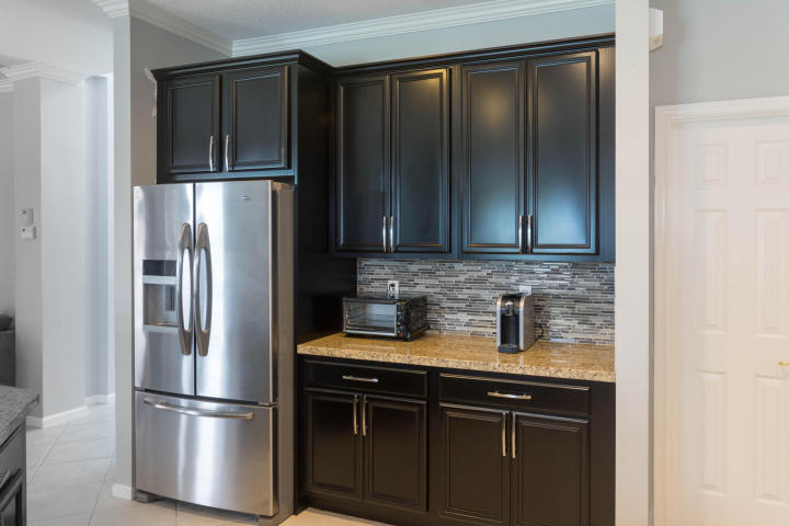 1354 Pebble Ridge Lane West Palm Beach, FL 33411 - Photo 3 of 12 kitchen 1