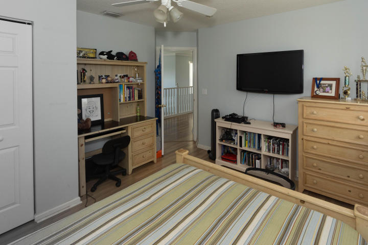 1354 Pebble Ridge Lane West Palm Beach, FL 33411 - Photo 9 of 12 bedroom 1