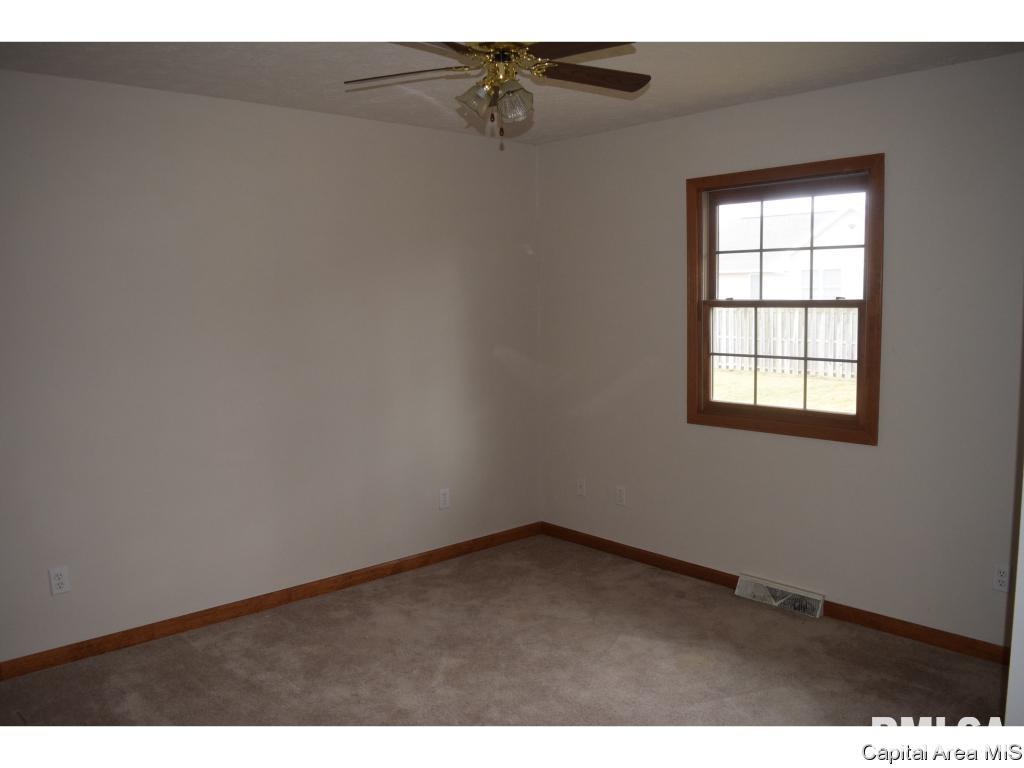 2417 Harrier Road Springfield, IL 62711 - Photo 15 of 19