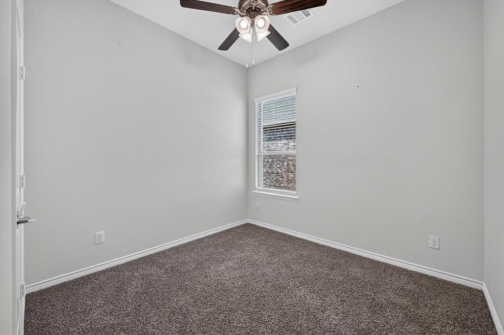 3703 High Country Road Aubrey, TX 76227 - Photo 12 of 32 Gallery Image 12