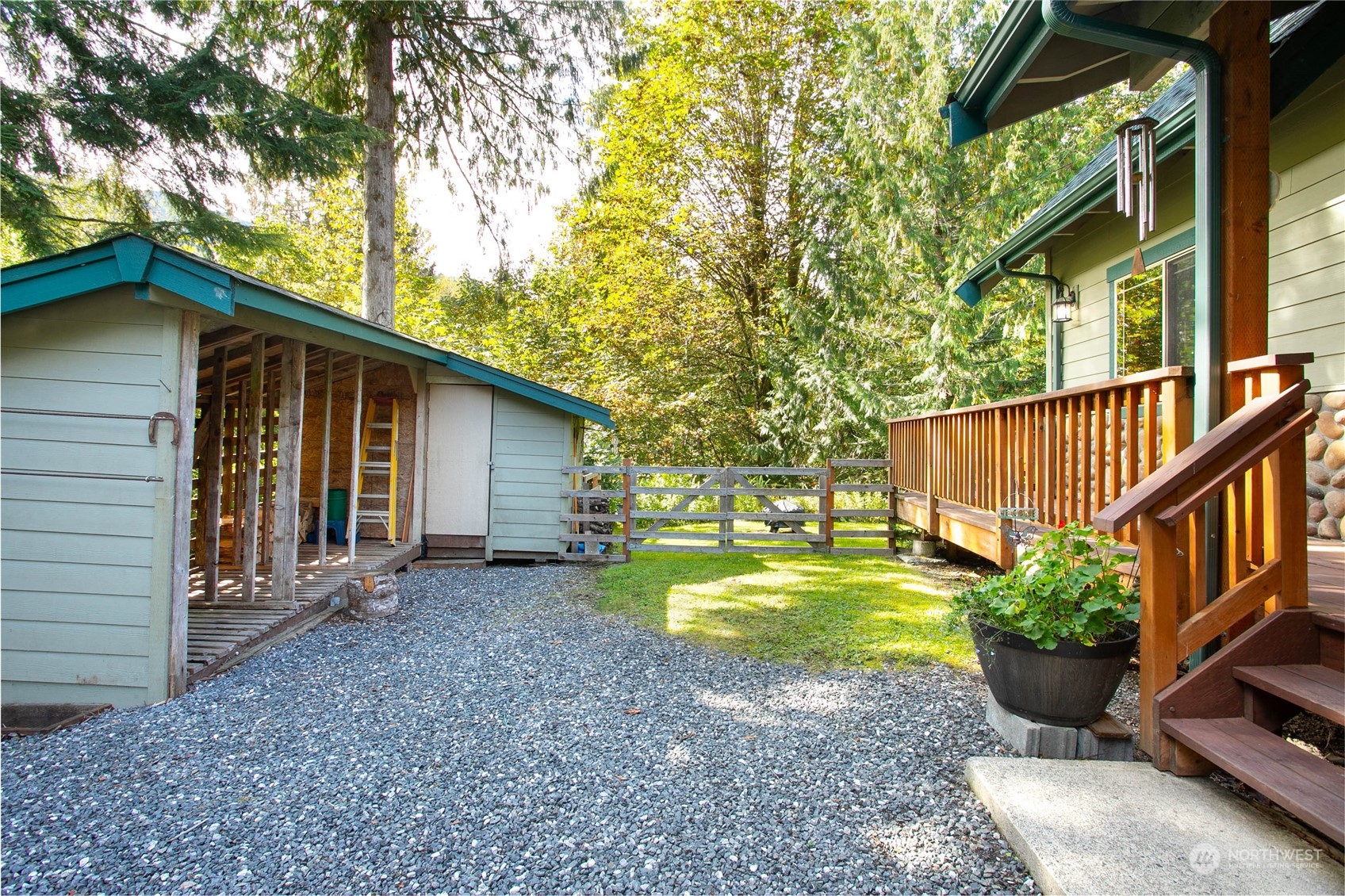 16037 Alpine Road Deming, WA 98244 - Photo 6 of 32 Gallery Image 6