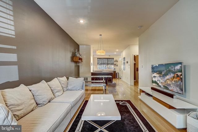 $620,000 | 1710 Tulip Street, Unit 5, Philadelphia, PA 19125