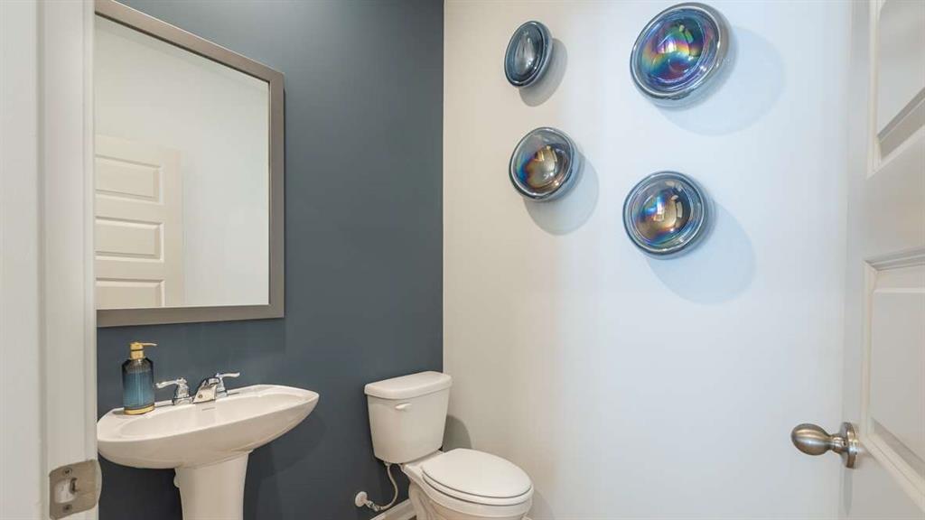 3562 Matthew Court Decatur, GA 30030 - Photo 12 of 30 a bathroom with a sink and a mirror