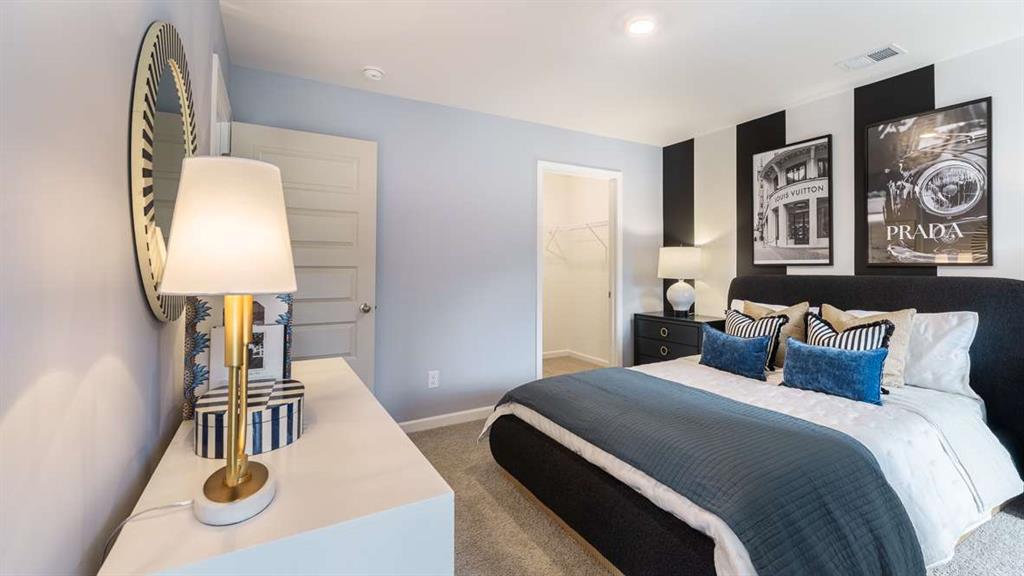 3562 Matthew Court Decatur, GA 30030 - Photo 25 of 30 a bedroom with bed and wall painting
