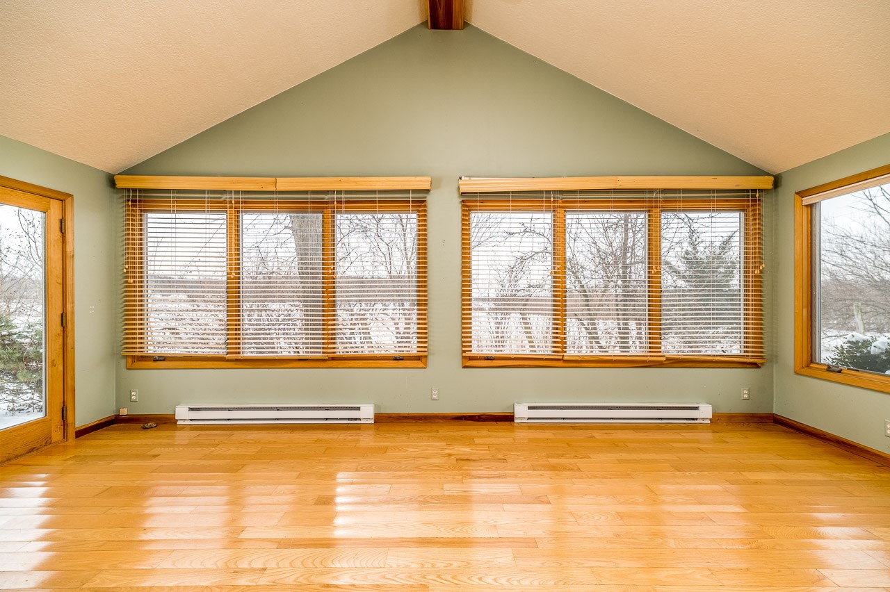 16708 Amstutz Road Leo, IN 46765 - Photo 17 of 36 Gallery Image 17