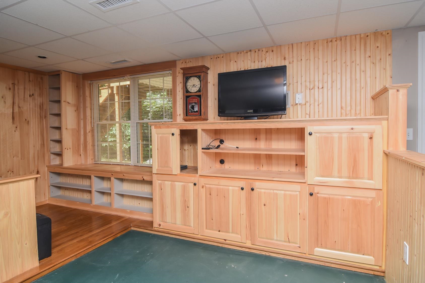 24 Hadleigh Road Windham, NH 03087 - Photo 26 of 40