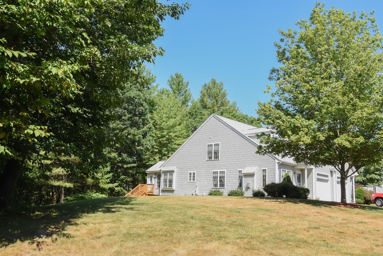 24 Hadleigh Road Windham, NH 03087 - Photo 37 of 40