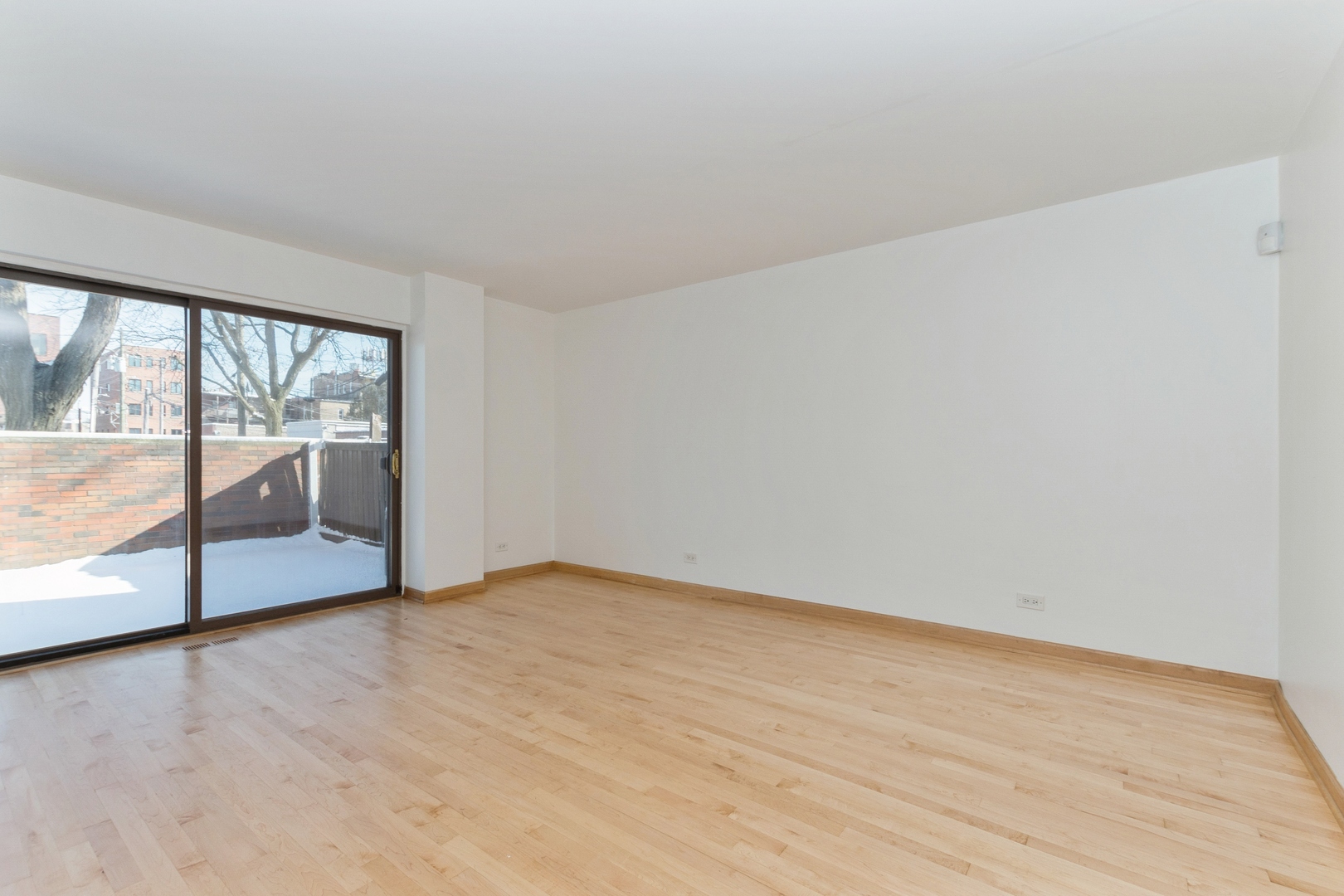 1244 West Westgate Terrace Chicago, IL 60607 - Photo 2 of 11