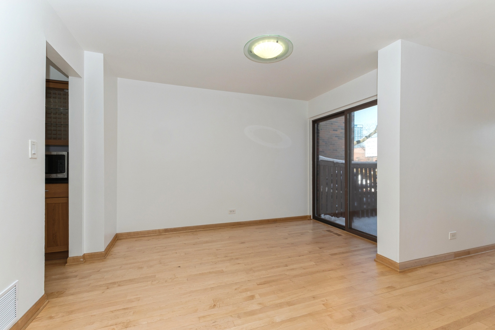 1244 West Westgate Terrace Chicago, IL 60607 - Photo 3 of 11