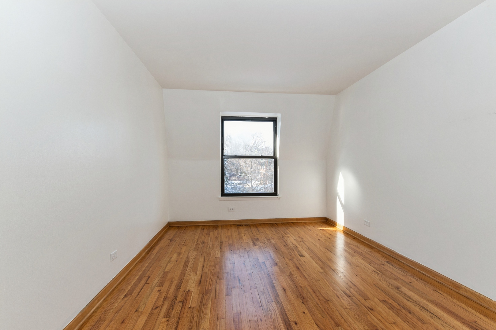 1244 West Westgate Terrace Chicago, IL 60607 - Photo 5 of 11