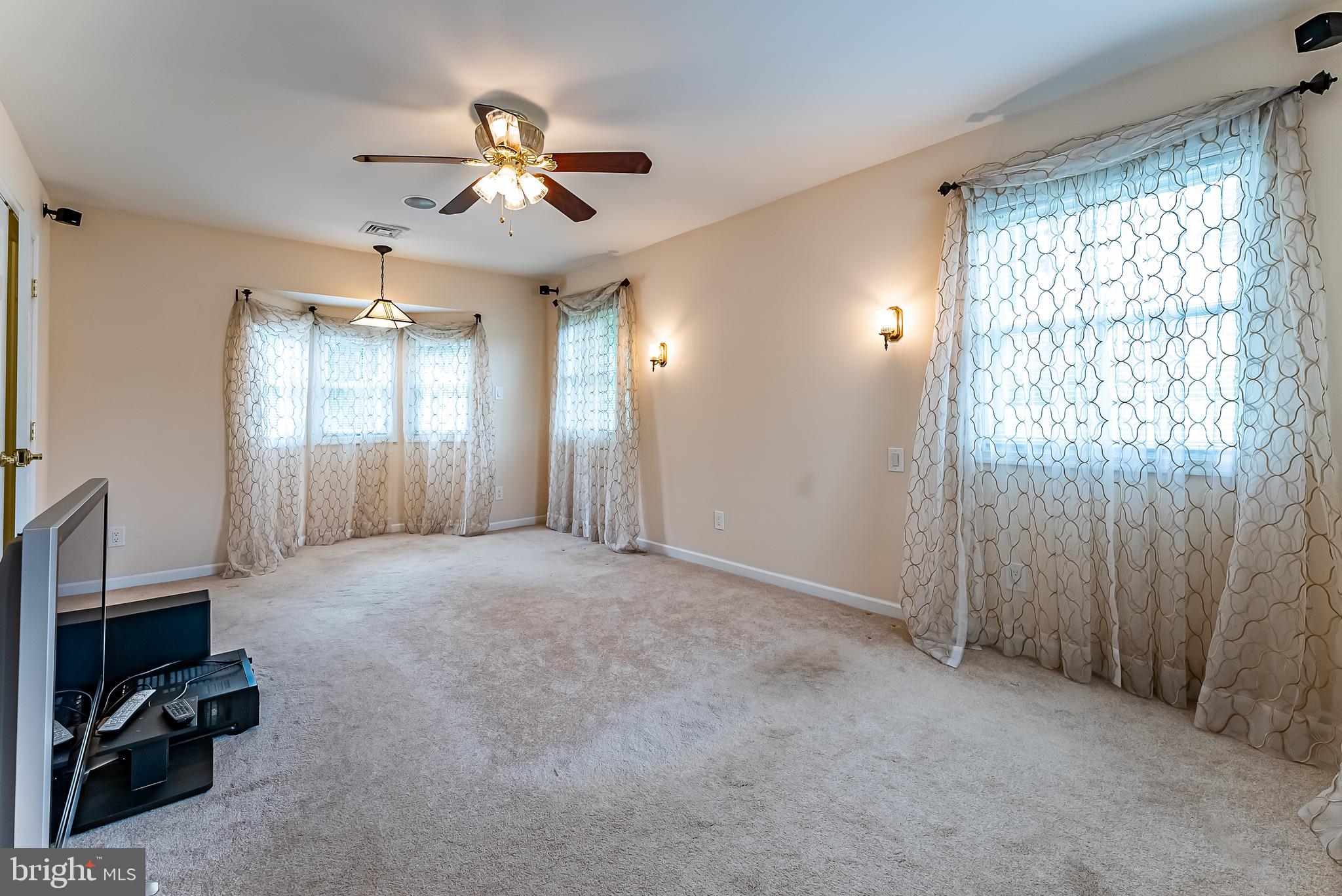 34 Somerset Road Huntingdon Valley, PA 19006 - Photo 33 of 42 Bedroom in-law suite