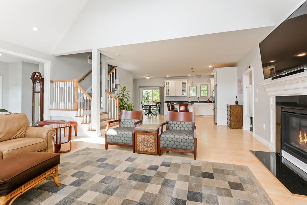 9 Hillcrest Road Kingston, MA 02364 - Photo 9 of 38 Gallery Image 9