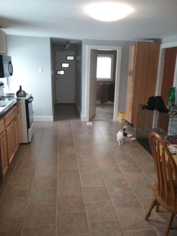 18 Mast Hill Road Saco, ME 04072 - Photo 5 of 9 Photo