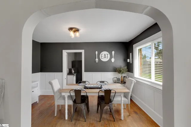 $175,000 | 330 Poplar Street, Clinton, SC 29325