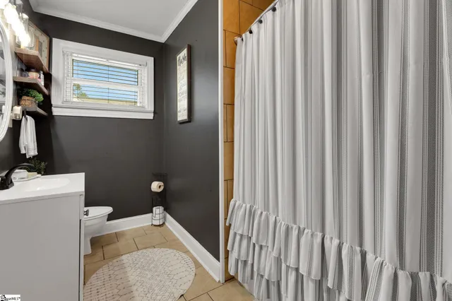 $175,000 | 330 Poplar Street, Clinton, SC 29325