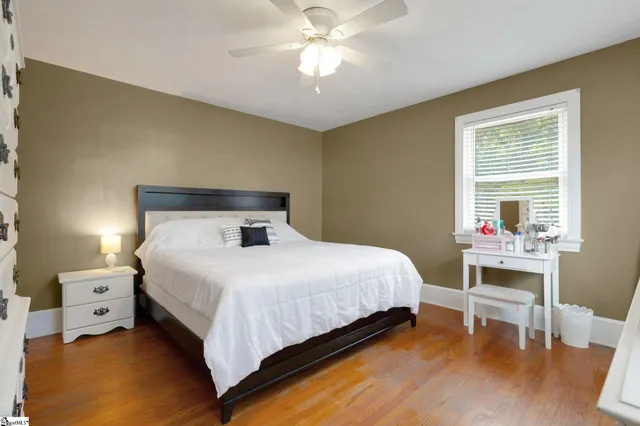 $175,000 | 330 Poplar Street, Clinton, SC 29325