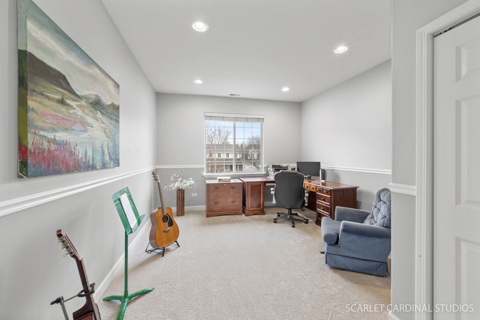 716 Cornwall Circle Sugar Grove, IL 60554 - Photo 19 of 29 a living room with furniture and a large window