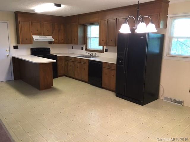1805 Songwood Road Concord, NC 28025 - Photo 3 of 8 Gallery Image 3
