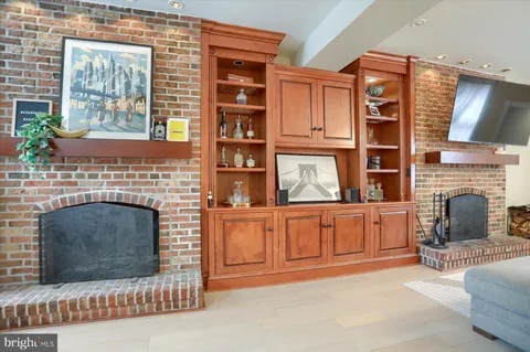 $399,950 | 111 West Barre Street, Baltimore, MD 21201