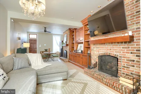 $399,950 | 111 West Barre Street, Baltimore, MD 21201