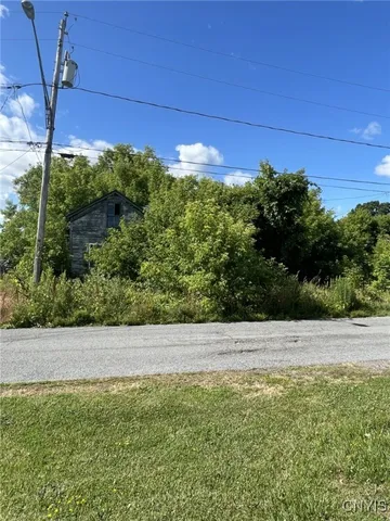 $18,000 | 8573 Church Street, Lyme, NY 13622