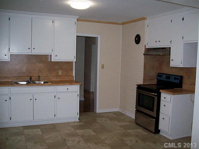 871 State Rd S-29-489 Lancaster, SC 29720 - Photo 8 of 11 Gallery Image 8