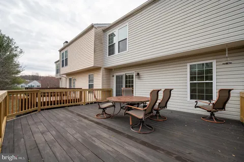 $385,000 | 206 Sloan Court, Wilmington, DE 19808